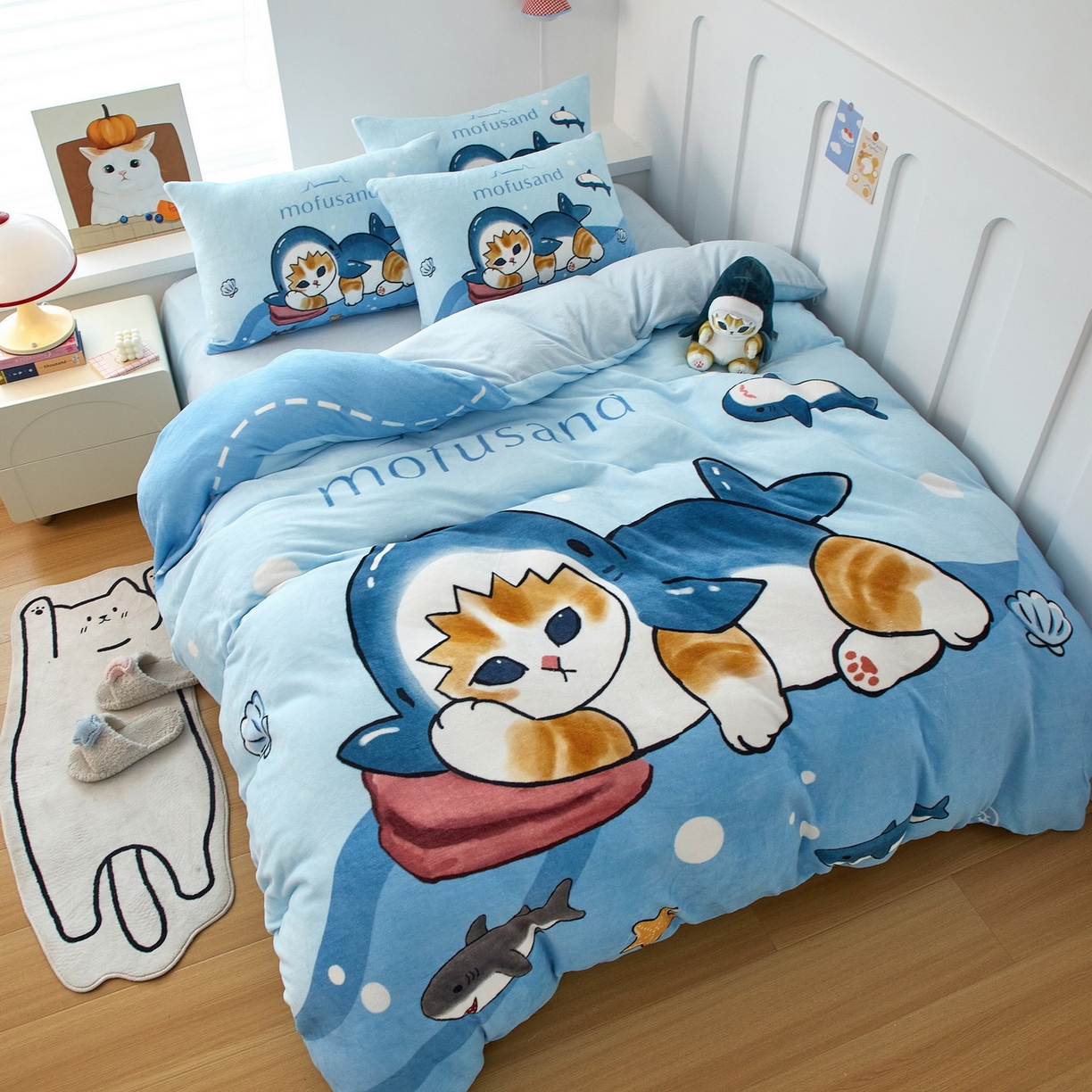 91家纺网 家纺一手货源 找家纺 蘭菲家纺 2025新款高克重牛奶绒正版鲨鱼猫系列四件套 珊迪沙滩季-猫福