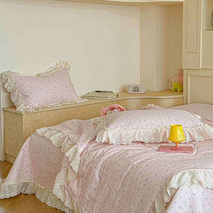 91家纺网 家纺一手货源 找家纺 源舜家纺 2025新款全棉双层纱床盖三件套四件套 樱桃奶盖-粉