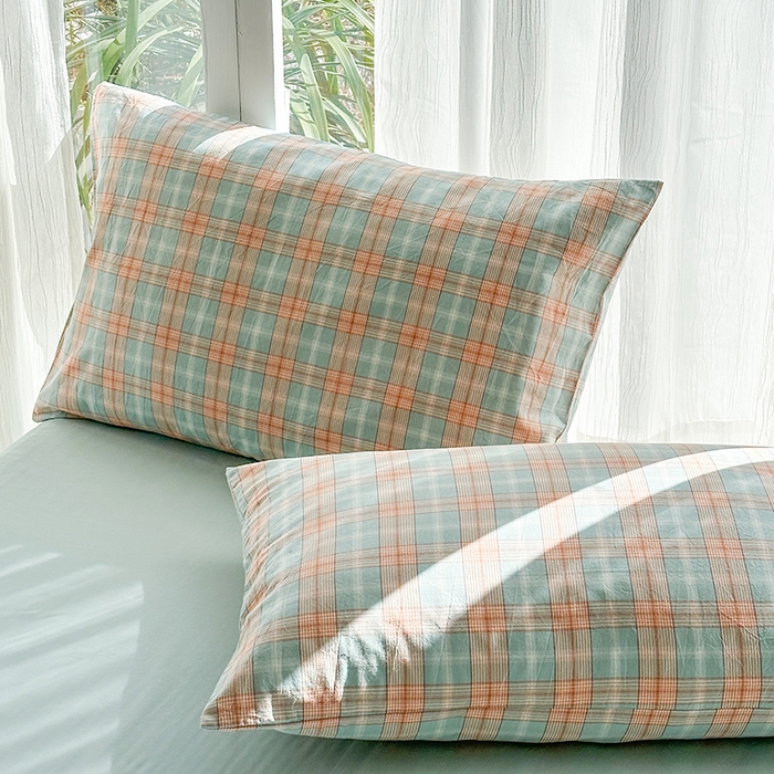 91家纺网 家纺一手货源 找家纺 尚品本色2025年新款简约风全棉水洗棉格子条纹系列四件套芳华绿