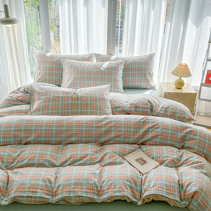 91家纺网 家纺一手货源 找家纺 尚品本色2025年新款简约风全棉水洗棉格子条纹系列四件套芳华绿