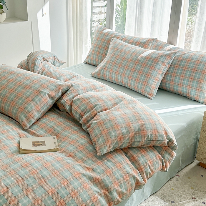 91家纺网 家纺一手货源 找家纺 尚品本色2025年新款简约风全棉水洗棉格子条纹系列四件套芳华绿