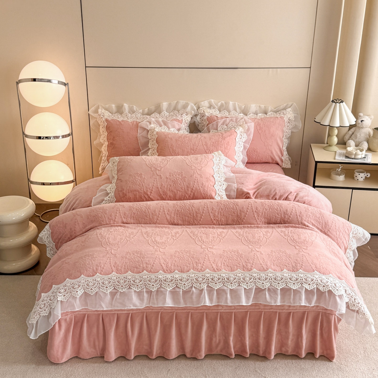 91家纺网 家纺一手货源 找家纺 孟鑫家纺 2025新款全消光雕花绒牛奶绒床盖床单四件套韩版法式床上用品-幸运花束 幸运花束-豆沙