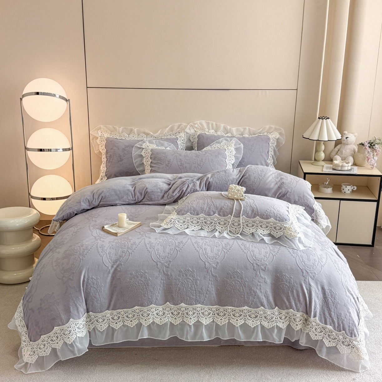 91家纺网 家纺一手货源 找家纺 孟鑫家纺 2025新款全消光雕花绒牛奶绒床盖床单四件套韩版法式床上用品-幸运花束 幸运花束-灰紫