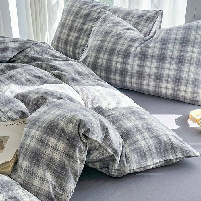 91家纺网 家纺一手货源 找家纺 尚品本色2025年新款简约风全棉水洗棉格子条纹系列四件套光年灰