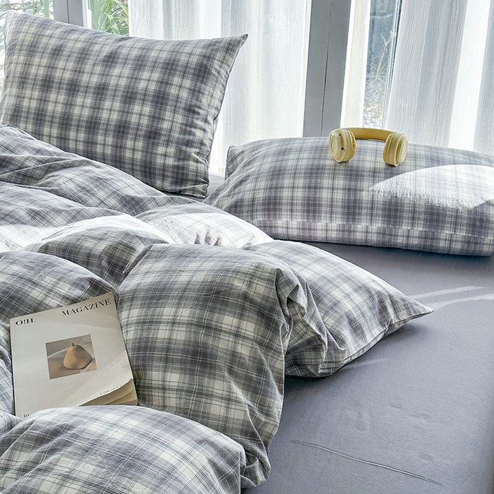 91家纺网 家纺一手货源 找家纺 尚品本色2025年新款简约风全棉水洗棉格子条纹系列四件套光年灰