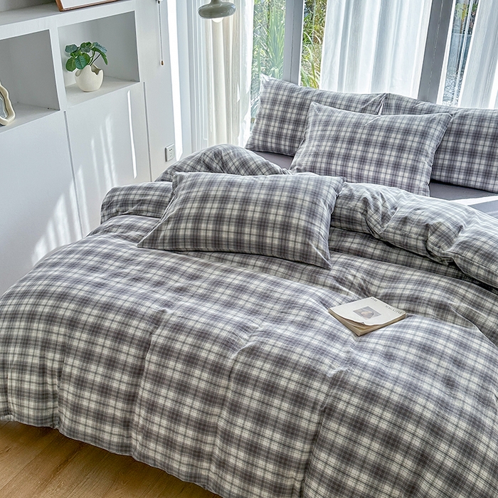 91家纺网 家纺一手货源 找家纺 尚品本色2025年新款简约风全棉水洗棉格子条纹系列四件套光年灰