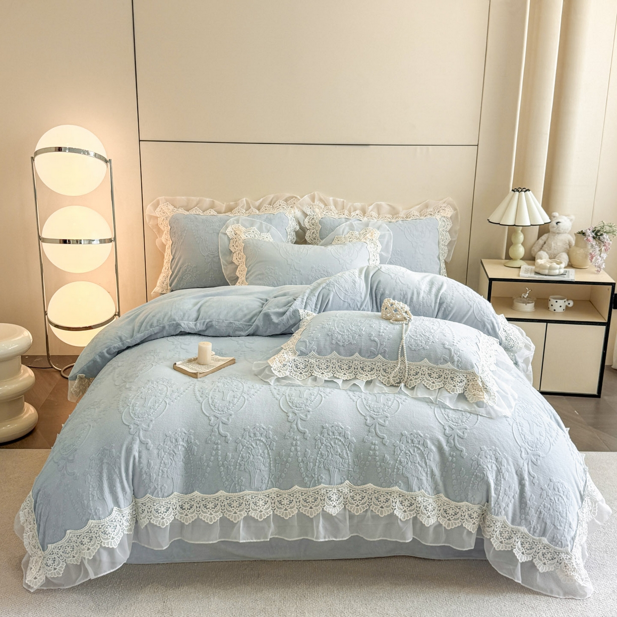 91家纺网 家纺一手货源 找家纺 孟鑫家纺 2025新款全消光雕花绒牛奶绒床盖床单四件套韩版法式床上用品-幸运花束 幸运花束-天空兰