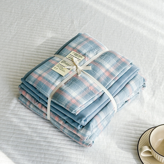 91家纺网 家纺一手货源 找家纺 尚品本色2025年新款简约风全棉水洗棉格子条纹系列四件套南国兰