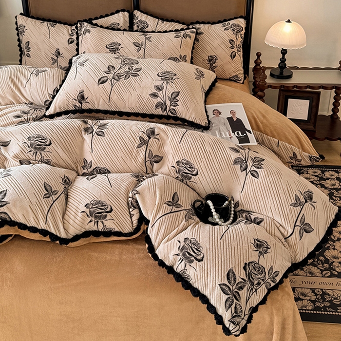 91家纺网 家纺一手货源 找家纺 菲儿家纺 2025新款加厚保暖烂花法式牛奶绒四件套 壹枝玫瑰