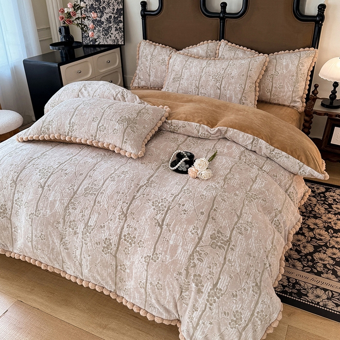 91家纺网 家纺一手货源 找家纺 菲儿家纺 2025新款加厚保暖烂花法式牛奶绒四件套 枫丹白露