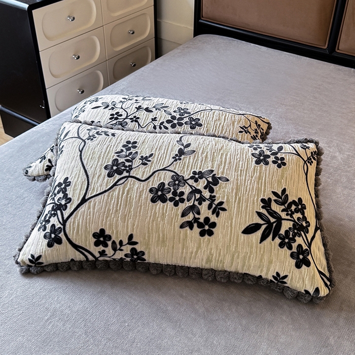 91家纺网 家纺一手货源 找家纺 菲儿家纺 2025新款加厚保暖烂花法式牛奶绒四件套 叶语悠然