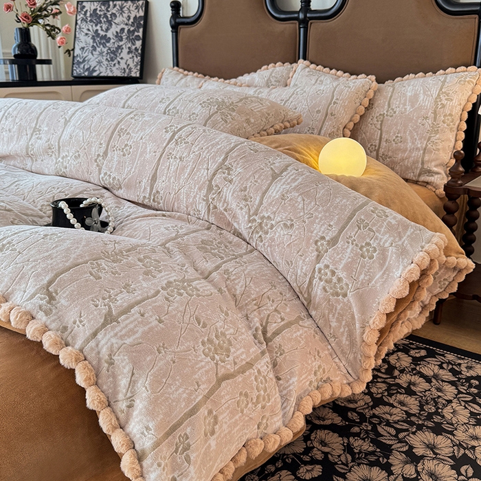 91家纺网 家纺一手货源 找家纺 菲儿家纺 2025新款加厚保暖烂花法式牛奶绒四件套 枫丹白露