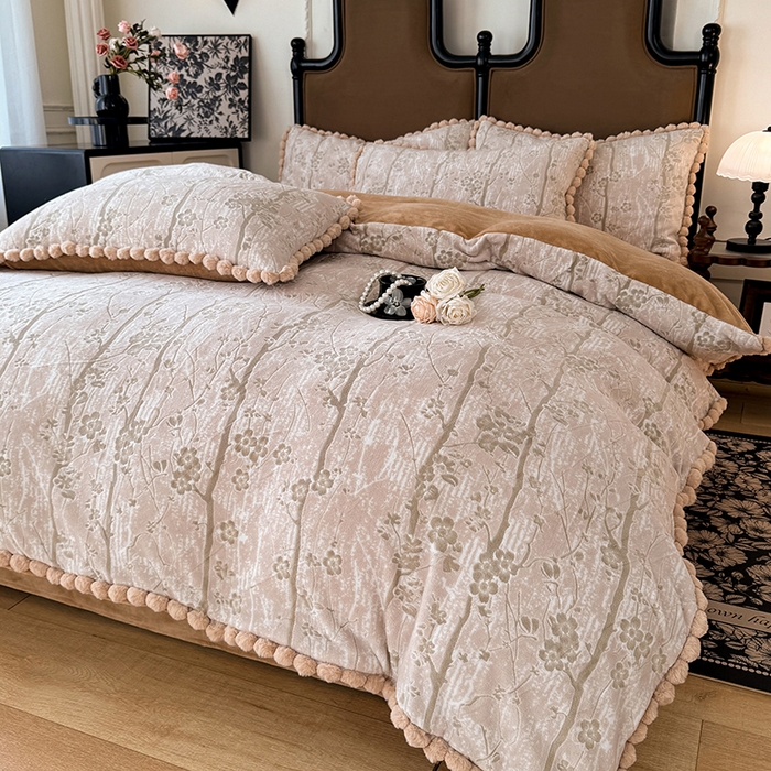 91家纺网 家纺一手货源 找家纺 菲儿家纺 2025新款加厚保暖烂花法式牛奶绒四件套 枫丹白露