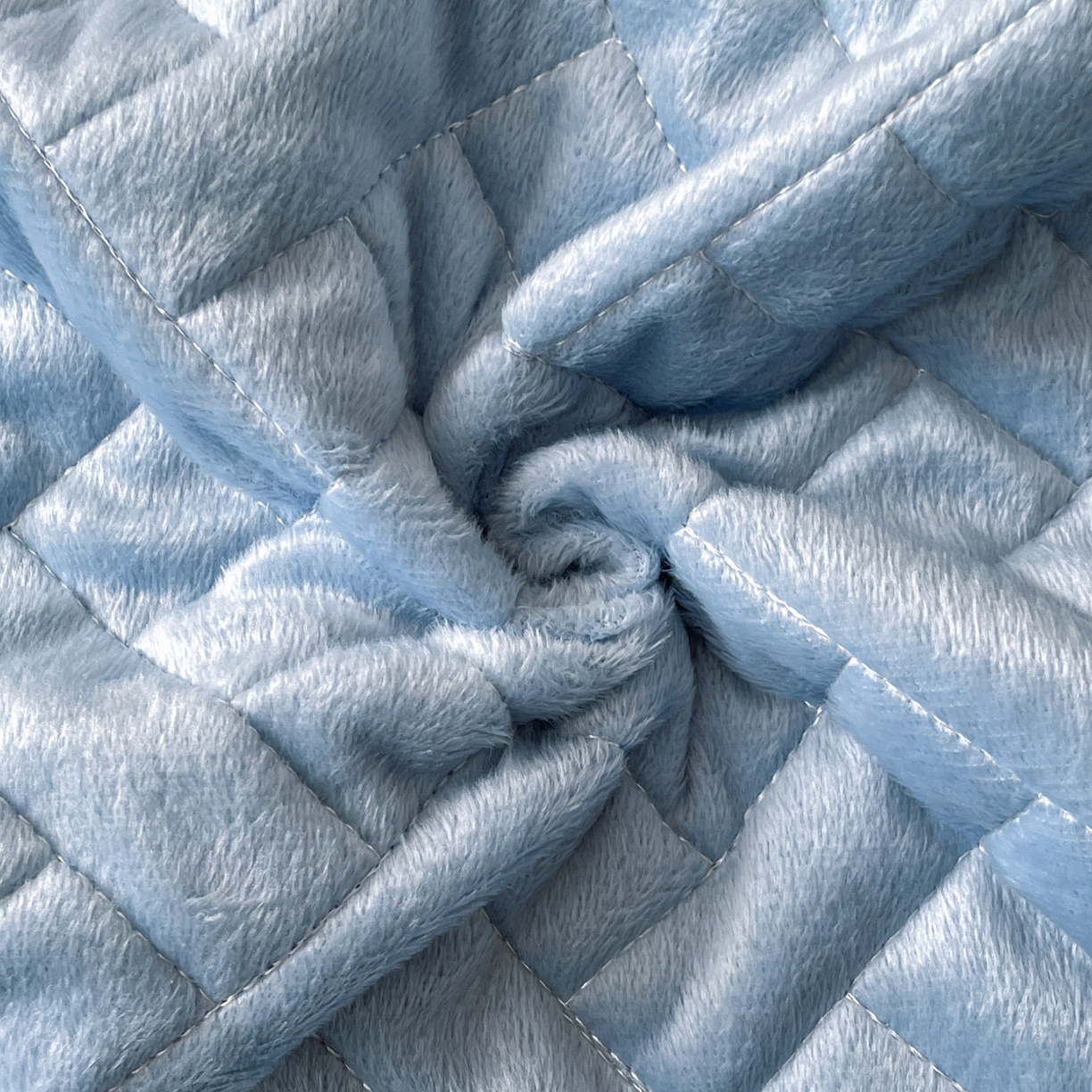 91家纺网 家纺一手货源 找家纺 橙子家居 2025秋冬新款高克重水晶绒保暖床盖棉加绒床盖床盖单件床盖单品单床盖 人字纹-天空蓝