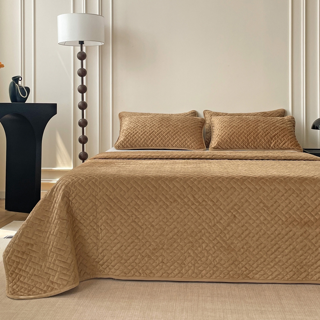 91家纺网 家纺一手货源 找家纺 橙子家居 2025秋冬新款高克重水晶绒保暖床盖棉加绒床盖床盖单件床盖单品单床盖 人字纹-浅驼