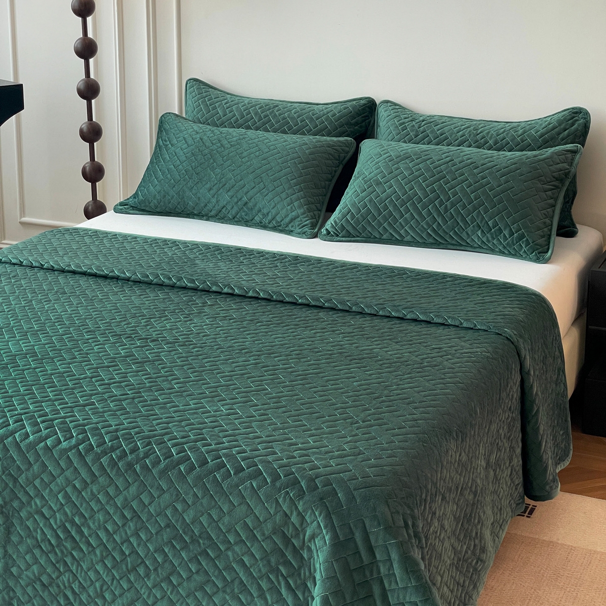 91家纺网 家纺一手货源 找家纺 橙子家居 2025秋冬新款高克重水晶绒保暖床盖棉加绒床盖床盖单件床盖单品单床盖 人字纹-墨绿