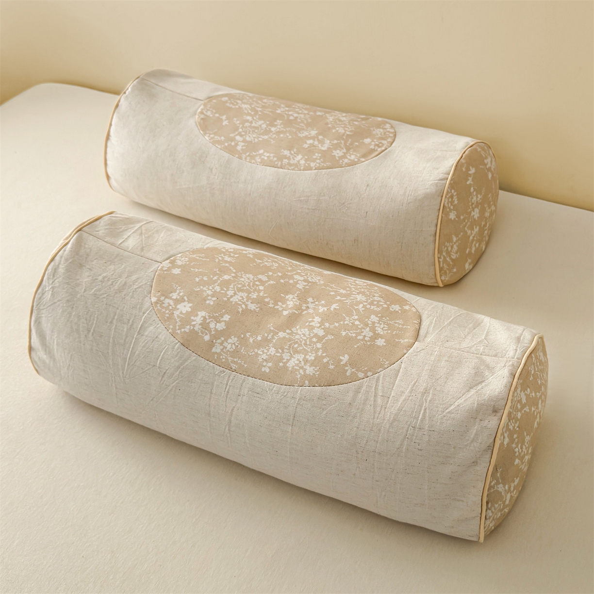 91家纺网 家纺一手货源 找家纺 麦肯锡 2025新款棉麻古朴圆柱荞麦枕 枕头枕芯 花卉咖