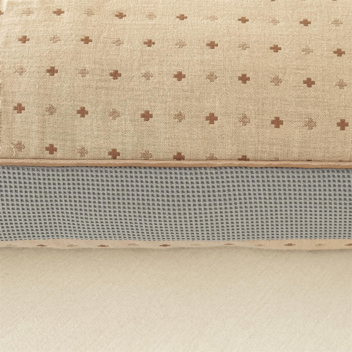 91家纺网 家纺一手货源 找家纺 麦肯锡 2025新款伴眠主义双层纱纯荞麦枕 枕头枕芯 咖色