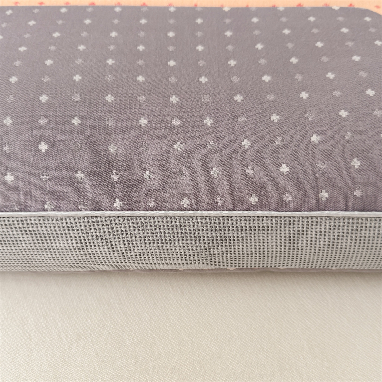 91家纺网 家纺一手货源 找家纺 麦肯锡 2025新款伴眠主义双层纱纯荞麦枕 枕头枕芯 橙色