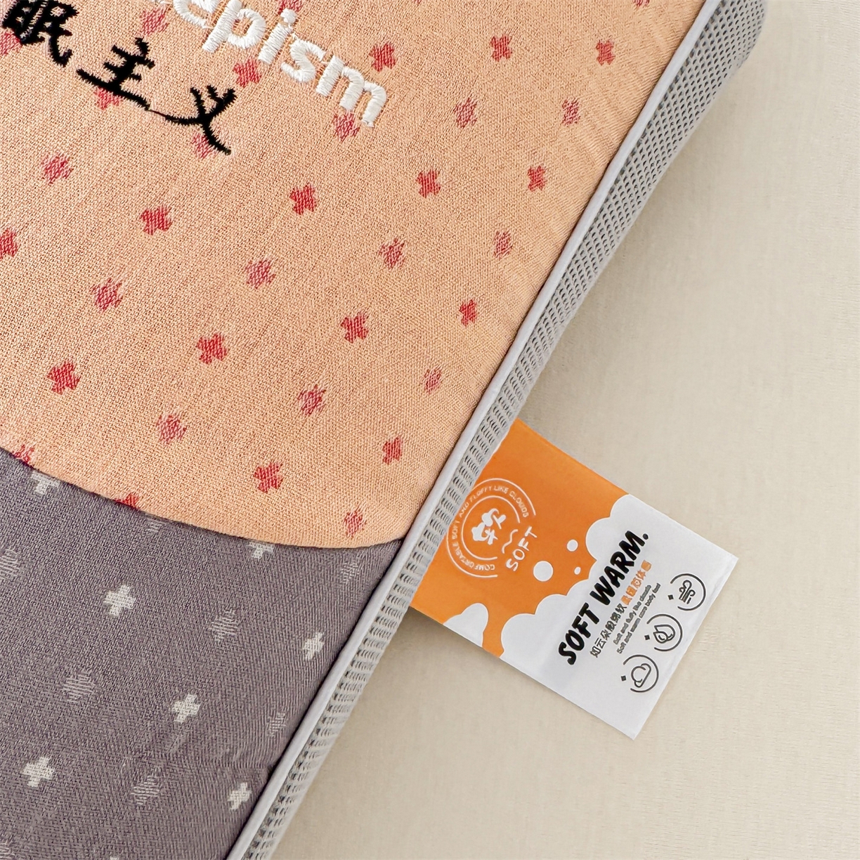 91家纺网 家纺一手货源 找家纺 麦肯锡 2025新款伴眠主义双层纱纯荞麦枕 枕头枕芯 橙色