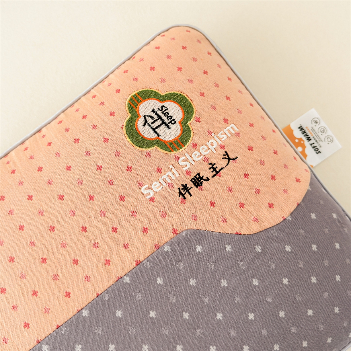 91家纺网 家纺一手货源 找家纺 麦肯锡 2025新款伴眠主义双层纱纯荞麦枕 枕头枕芯 橙色