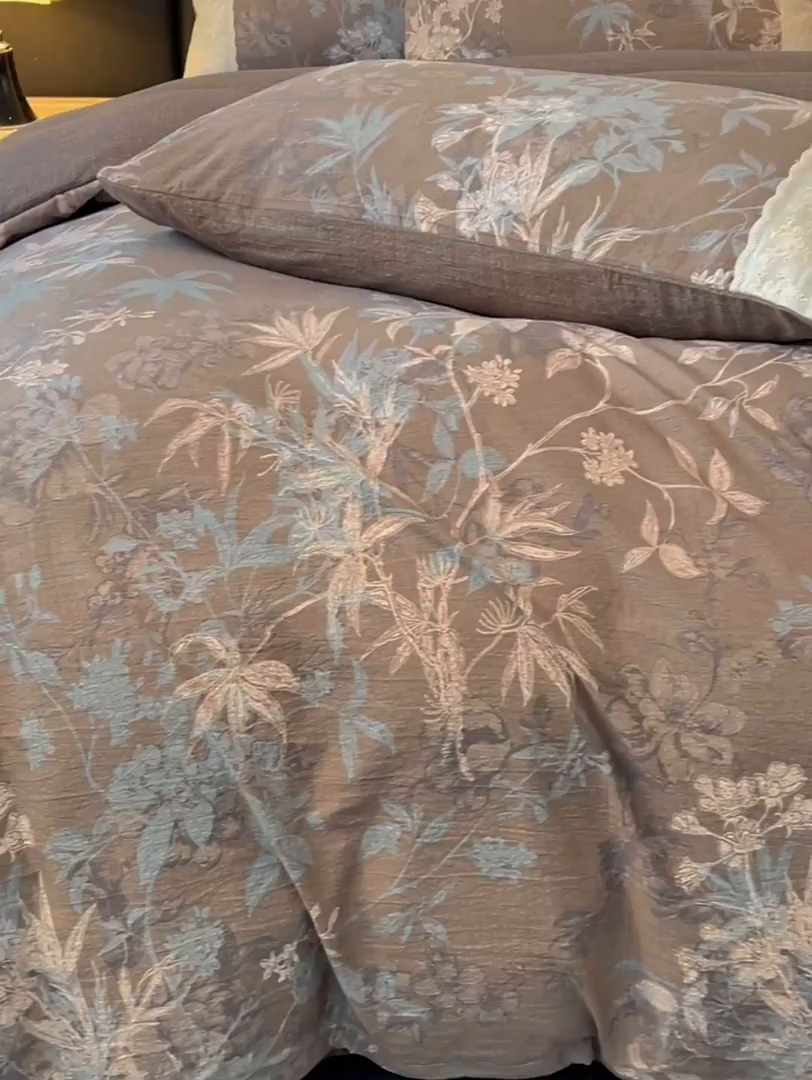 91家纺网 家纺一手货源 找家纺 梦舒羽 2025新款A类原麻四件套蕾丝花边加厚被套1.5m床单床笠宿舍双人床套件 金枝玉叶