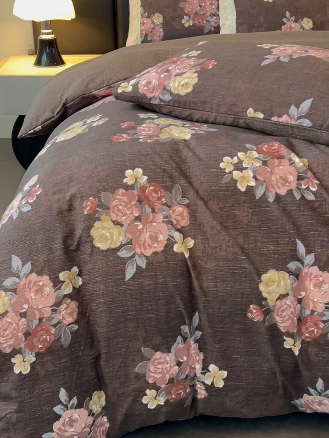 91家纺网 家纺一手货源 找家纺 圣比熊 2025新款原麻蕾丝花边四件套 繁花