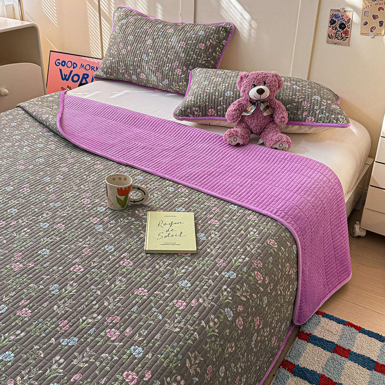 91家纺网 家纺一手货源 找家纺 橙子家居 2025新款棉加绒床盖床盖单件床盖单品床盖三件套夹层水洗棉花跑量款现货 花间色