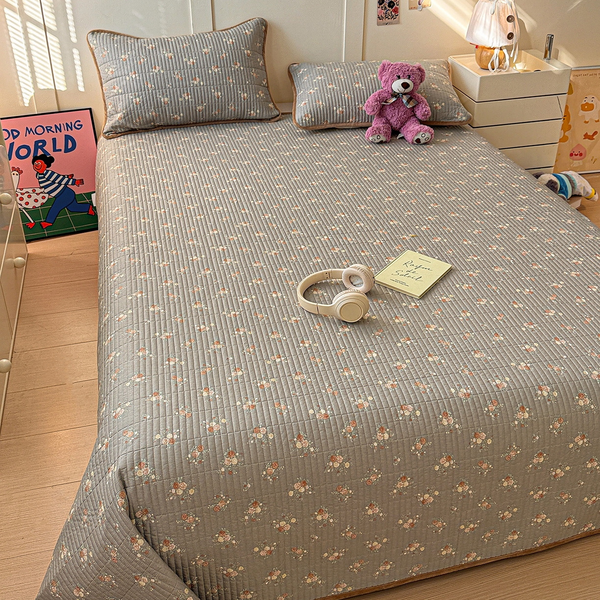 91家纺网 家纺一手货源 找家纺 橙子家居 2025新款棉加绒床盖床盖单件床盖单品床盖三件套夹层水洗棉花跑量款现货 见春山