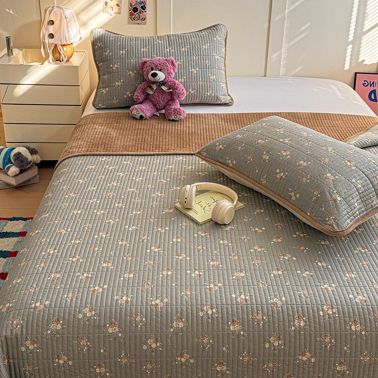 91家纺网 家纺一手货源 找家纺 橙子家居 2025新款棉加绒床盖床盖单件床盖单品床盖三件套夹层水洗棉花跑量款现货 见春山