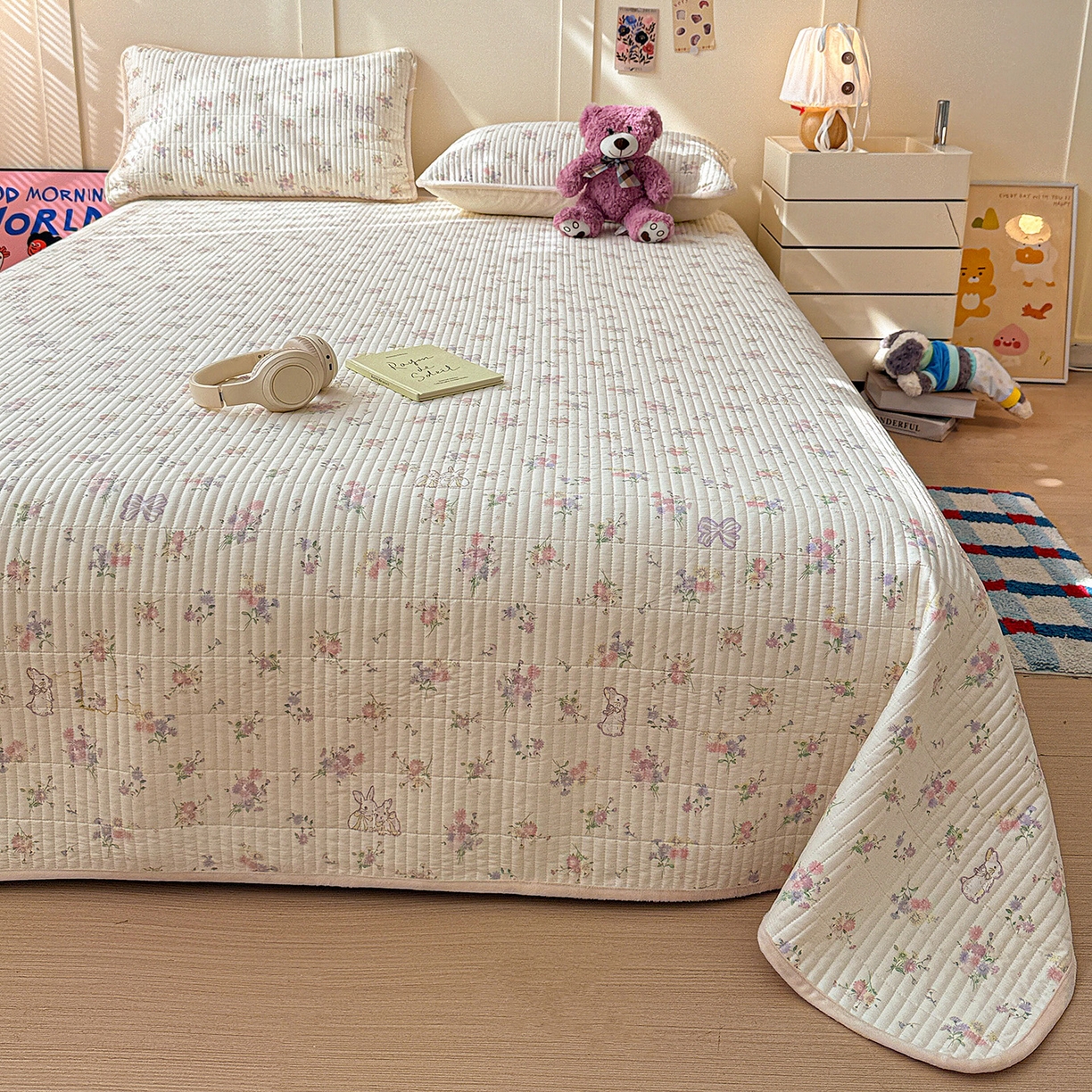 91家纺网 家纺一手货源 找家纺 橙子家居 2025新款棉加绒床盖床盖单件床盖单品床盖三件套夹层水洗棉花跑量款现货 萝莉兔