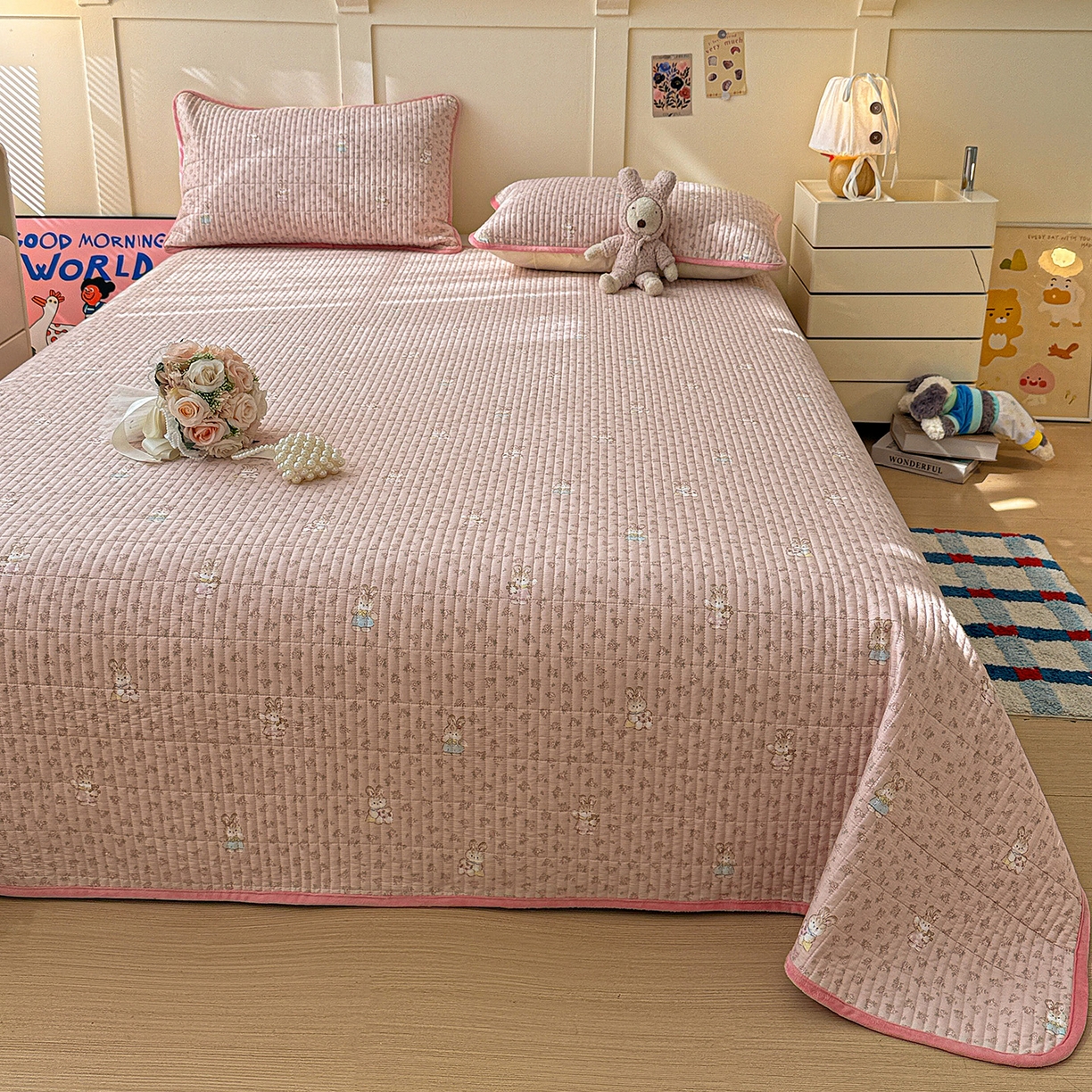 91家纺网 家纺一手货源 找家纺 橙子家居 2025新款棉加绒床盖床盖单件床盖单品床盖三件套夹层水洗棉花跑量款现货 洛丽丝