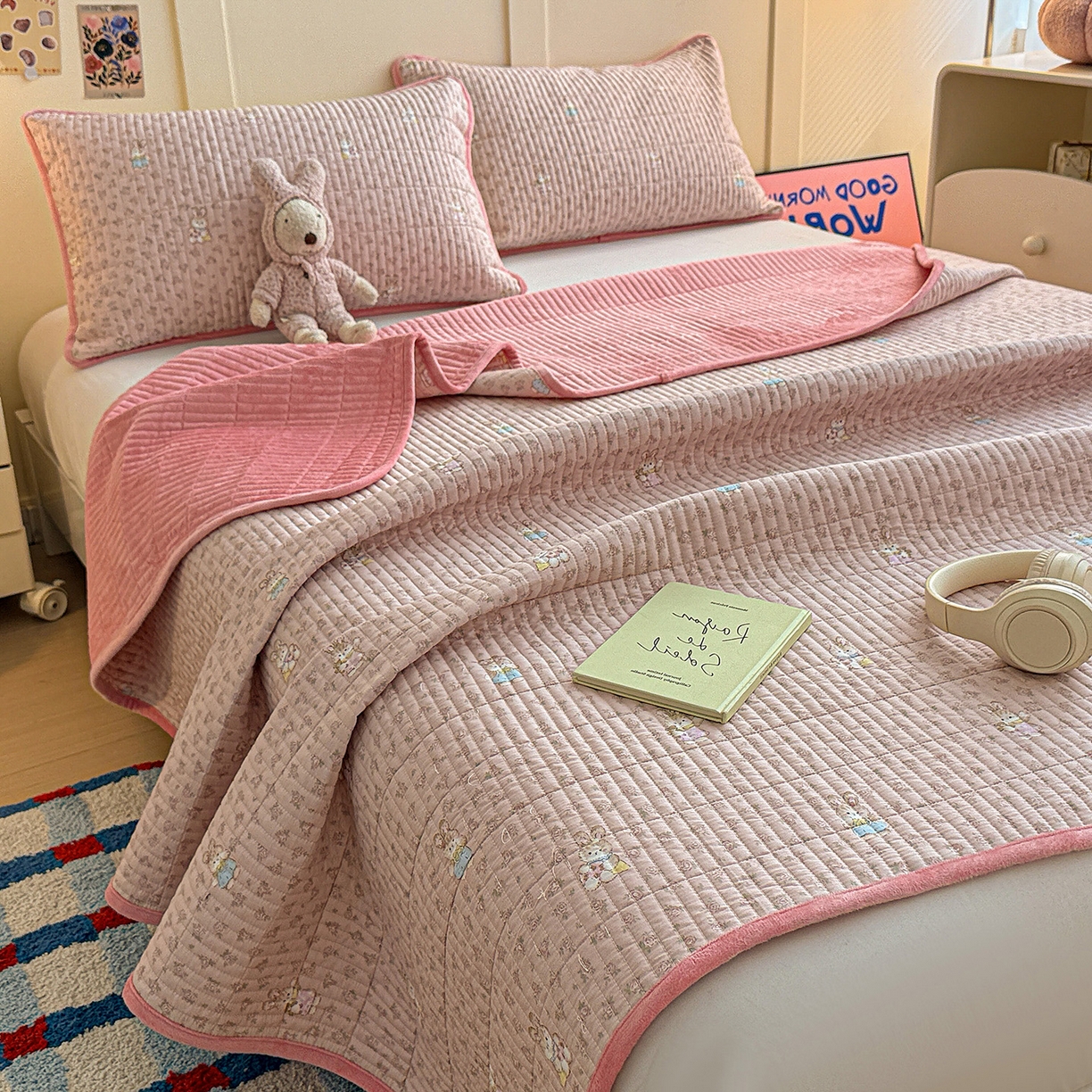 91家纺网 家纺一手货源 找家纺 橙子家居 2025新款棉加绒床盖床盖单件床盖单品床盖三件套夹层水洗棉花跑量款现货 洛丽丝