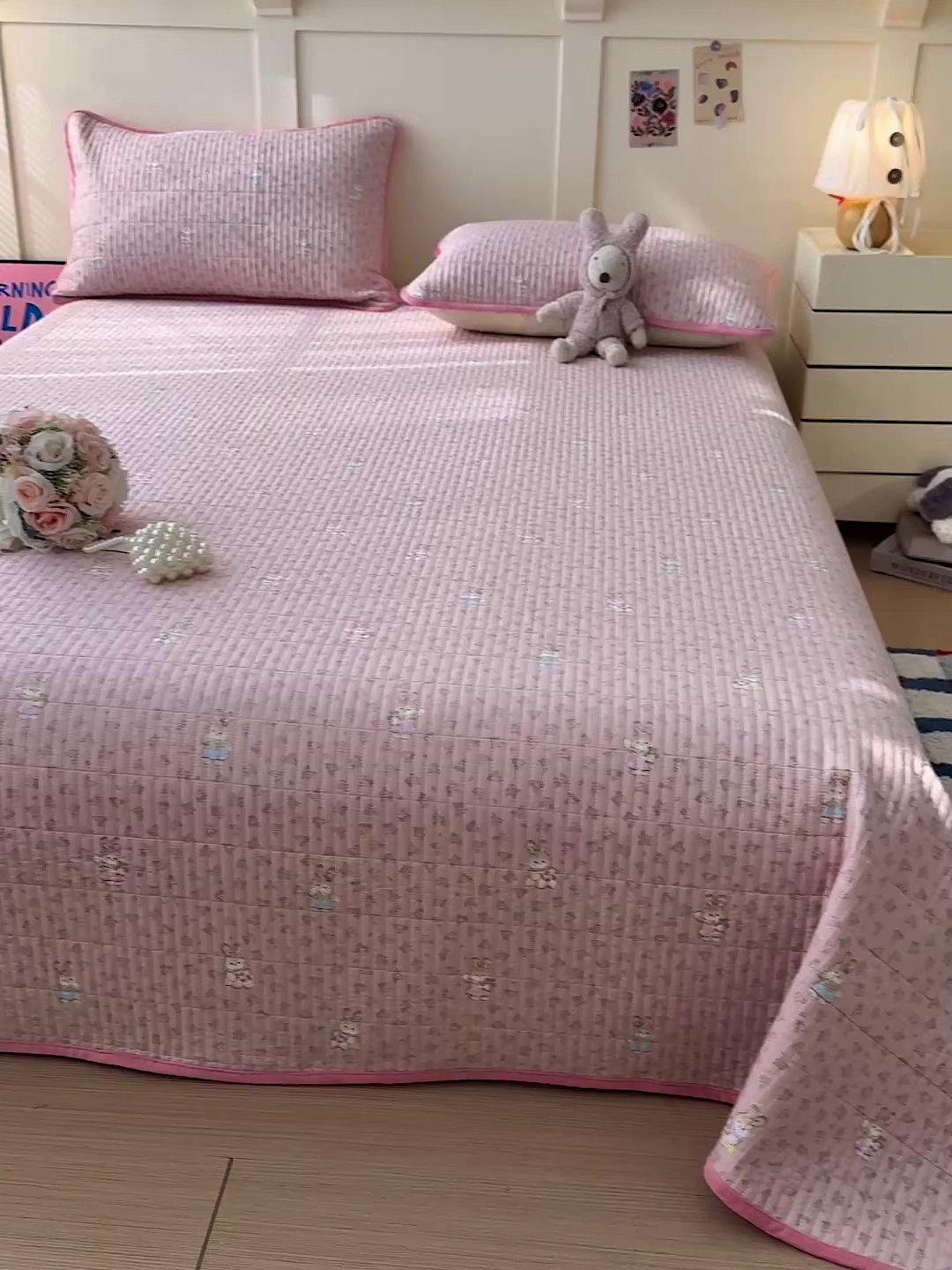 91家纺网 家纺一手货源 找家纺 橙子家居 2025新款棉加绒床盖床盖单件床盖单品床盖三件套夹层水洗棉花跑量款现货 洛丽丝