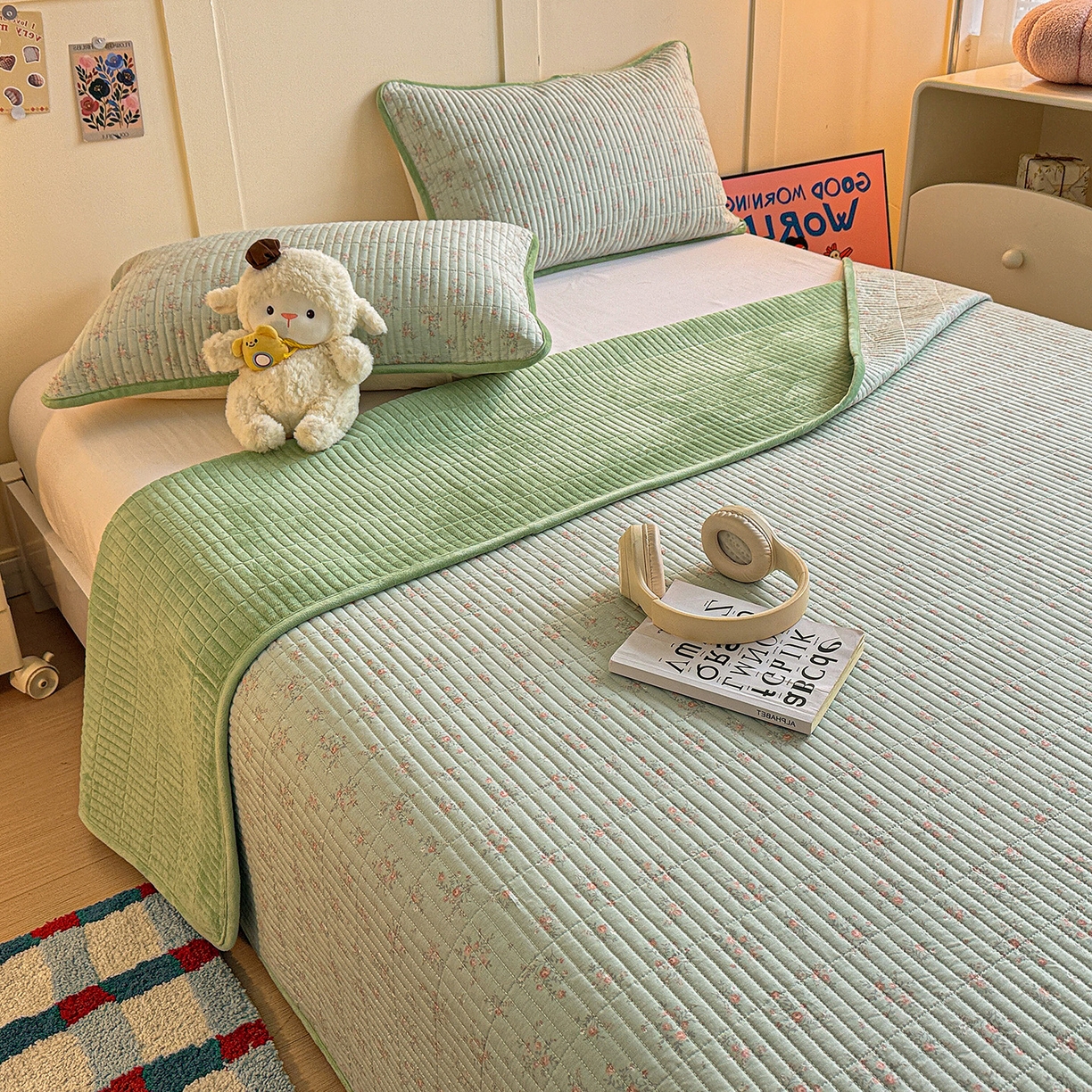 91家纺网 家纺一手货源 找家纺 橙子家居 2025新款棉加绒床盖床盖单件床盖单品床盖三件套夹层水洗棉花跑量款现货 若兮花