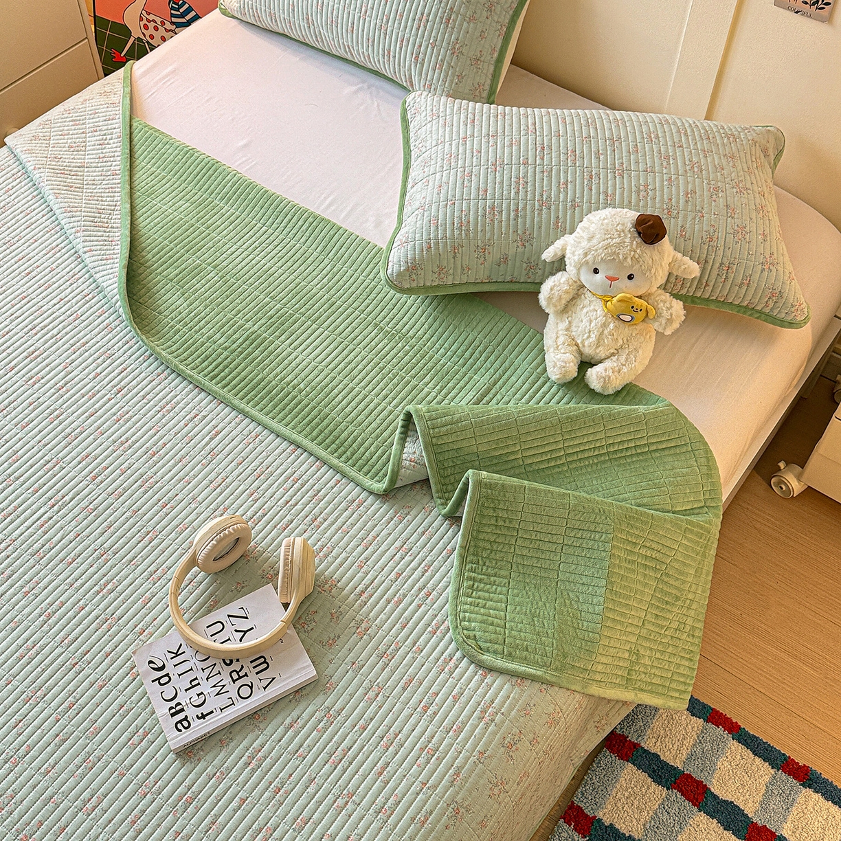 91家纺网 家纺一手货源 找家纺 橙子家居 2025新款棉加绒床盖床盖单件床盖单品床盖三件套夹层水洗棉花跑量款现货 若兮花