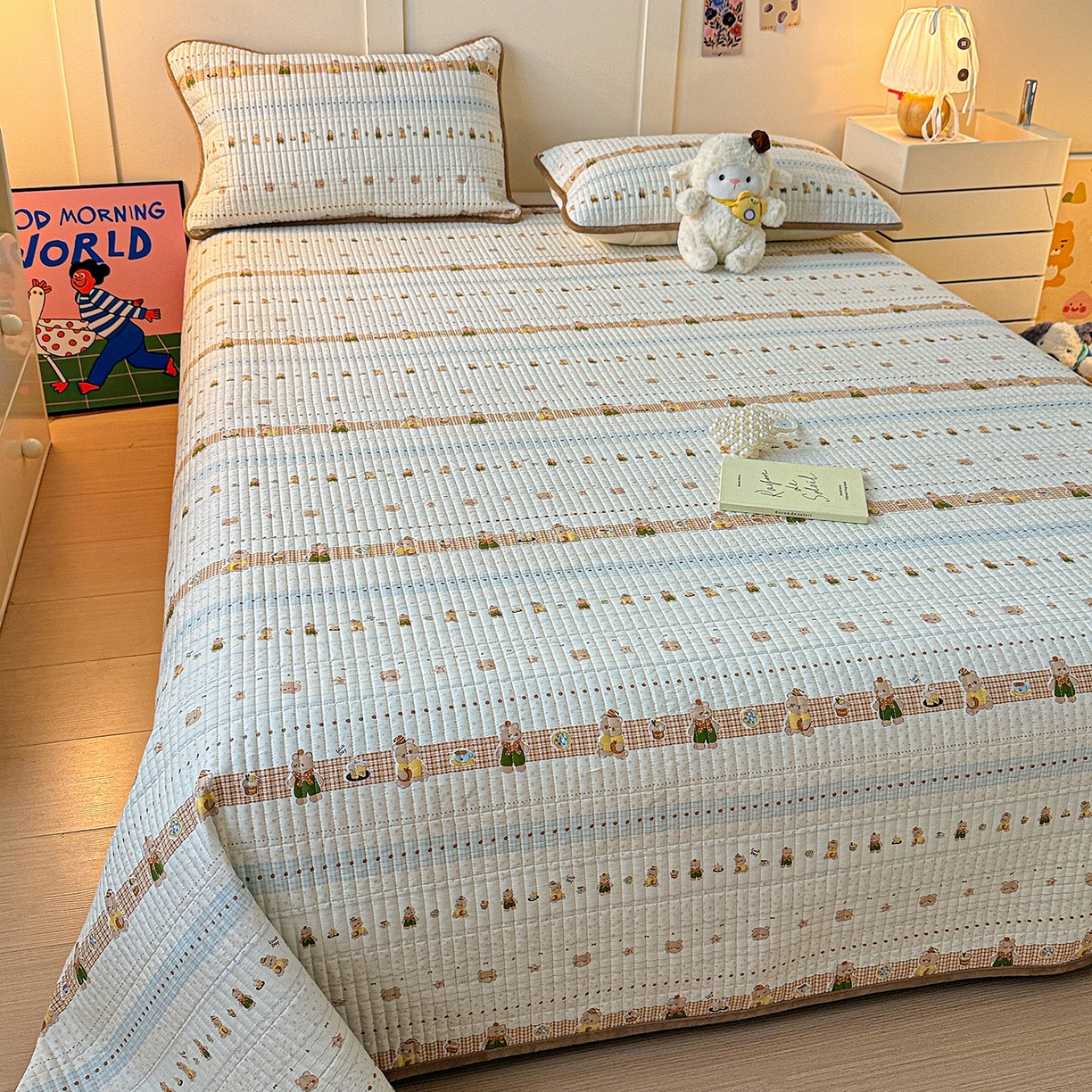 91家纺网 家纺一手货源 找家纺 橙子家居 2025新款棉加绒床盖床盖单件床盖单品床盖三件套夹层水洗棉花跑量款现货 幸运熊