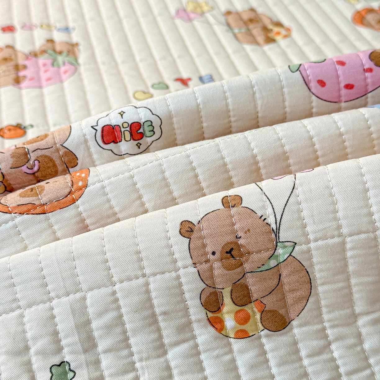 91家纺网 家纺一手货源 找家纺 橙子家居 2025新款棉加绒床盖床盖单件床盖单品床盖三件套夹层水洗棉花跑量款现货 熊猫卡皮