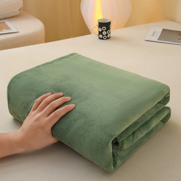 91家纺网 家纺一手货源 找家纺 湘之帛 2025新款高克重纯色牛奶绒床单 草绿