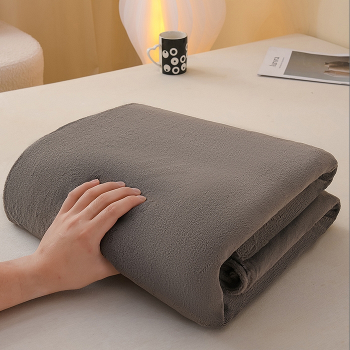 91家纺网 家纺一手货源 找家纺 湘之帛 2025新款高克重纯色牛奶绒床单 深灰