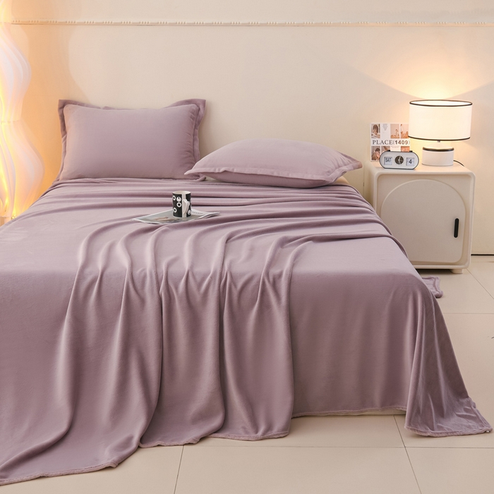 91家纺网 家纺一手货源 找家纺 湘之帛 2025新款高克重纯色牛奶绒床单 紫色