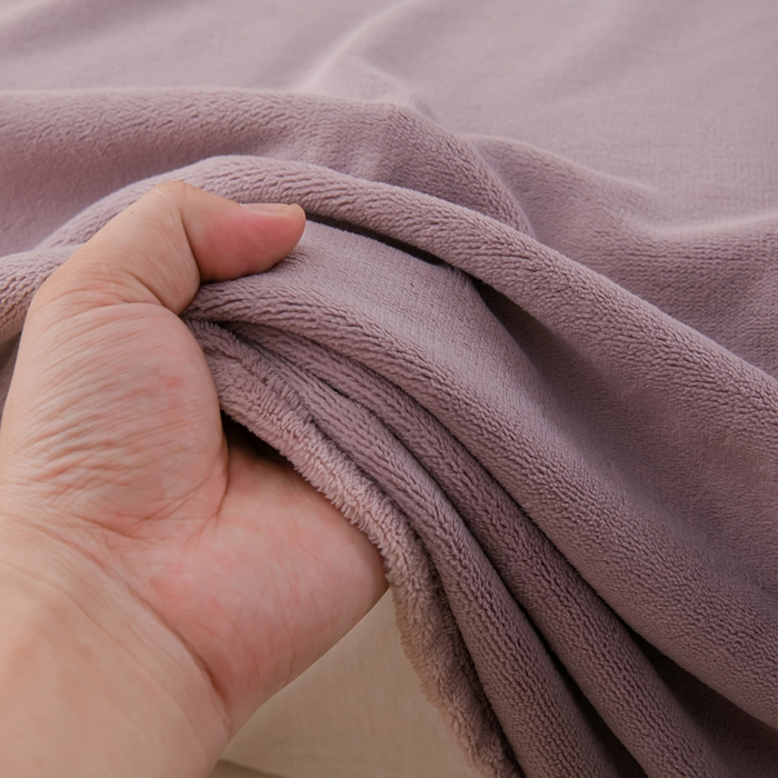 91家纺网 家纺一手货源 找家纺 湘之帛 2025新款高克重纯色牛奶绒床单 紫色