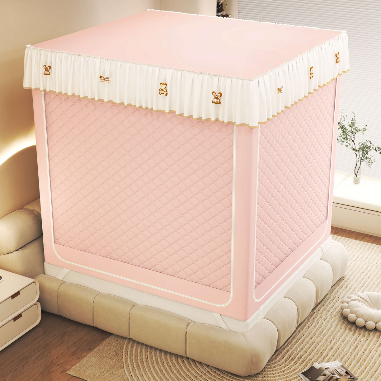 91家纺网 家纺一手货源 找家纺 初心家纺 2025新款防尘遮光保暖蚊帐 粉玉