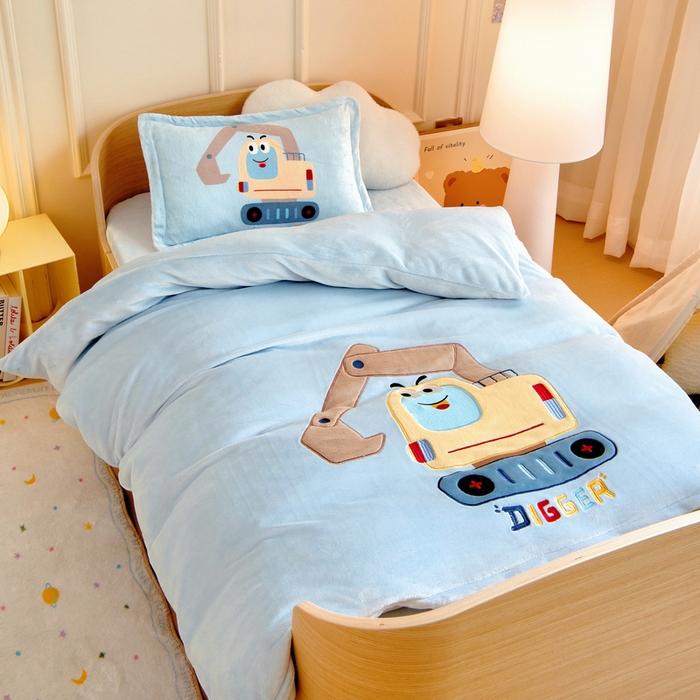 梵赫 2025新款秋冬牛奶绒原创贴布绣儿童幼儿园被套被芯盖毯 机灵小挖机