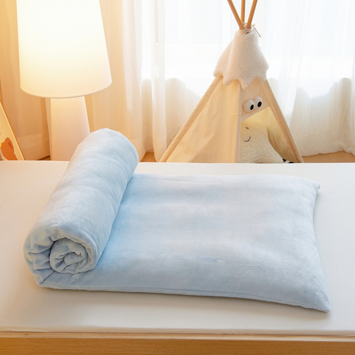 91家纺网 家纺一手货源 找家纺 梵赫 2025新款秋冬牛奶绒原创贴布绣儿童幼儿园被套被芯盖毯 机灵小挖机