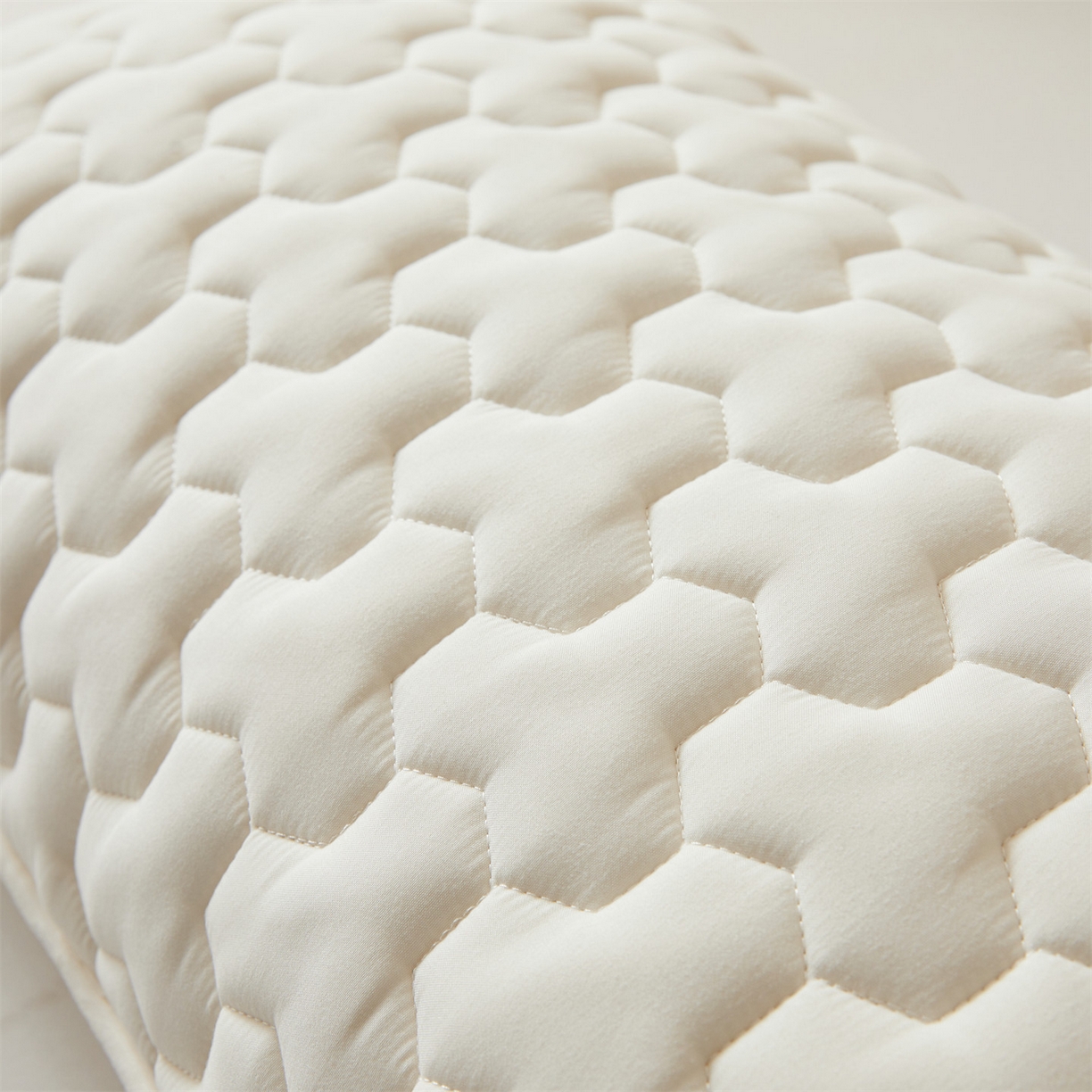 91家纺网 家纺一手货源 找家纺 （总）居眠 2025新款简格-棉花防水枕套-简格