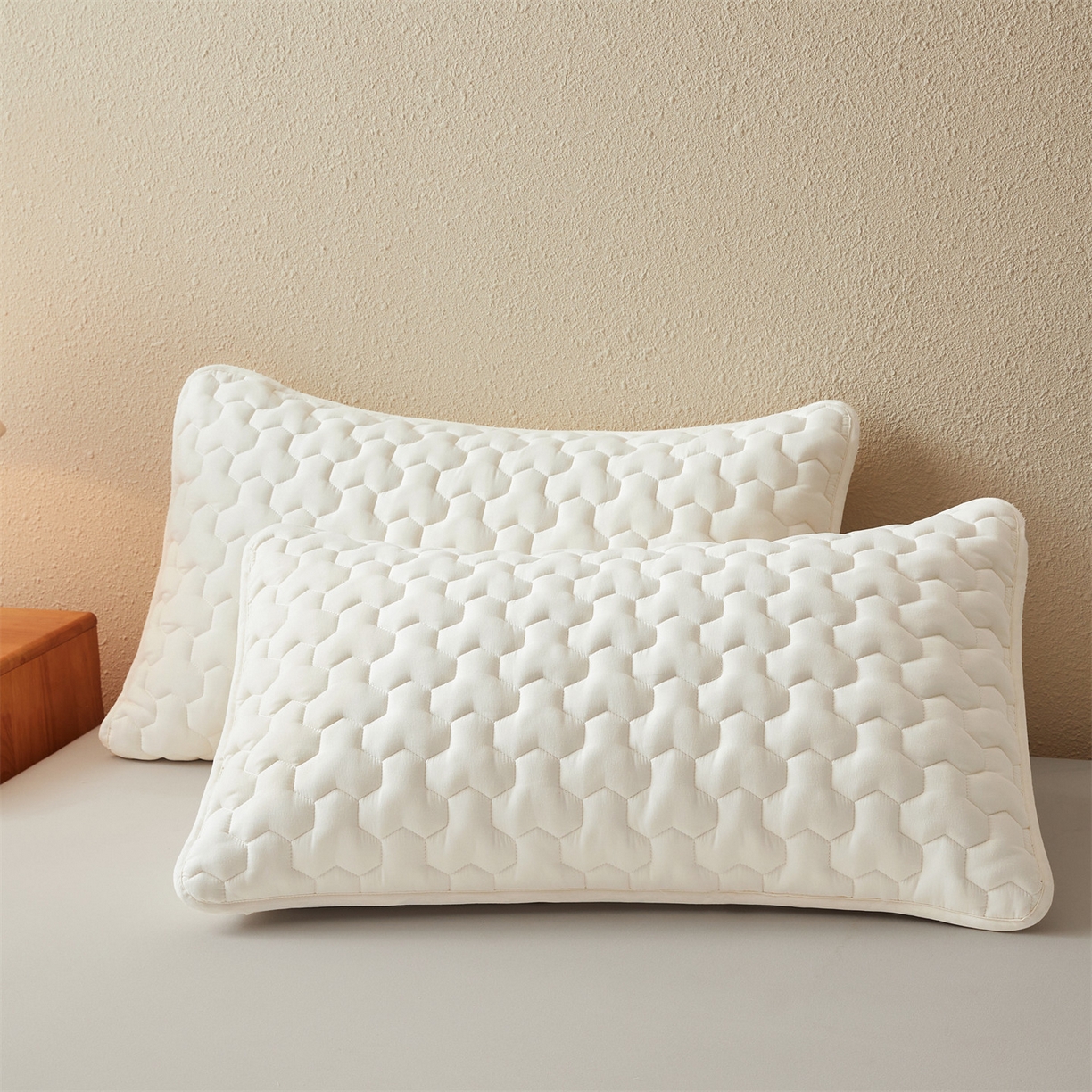 91家纺网 家纺一手货源 找家纺 （总）居眠 2025新款简格-棉花防水枕套-简格