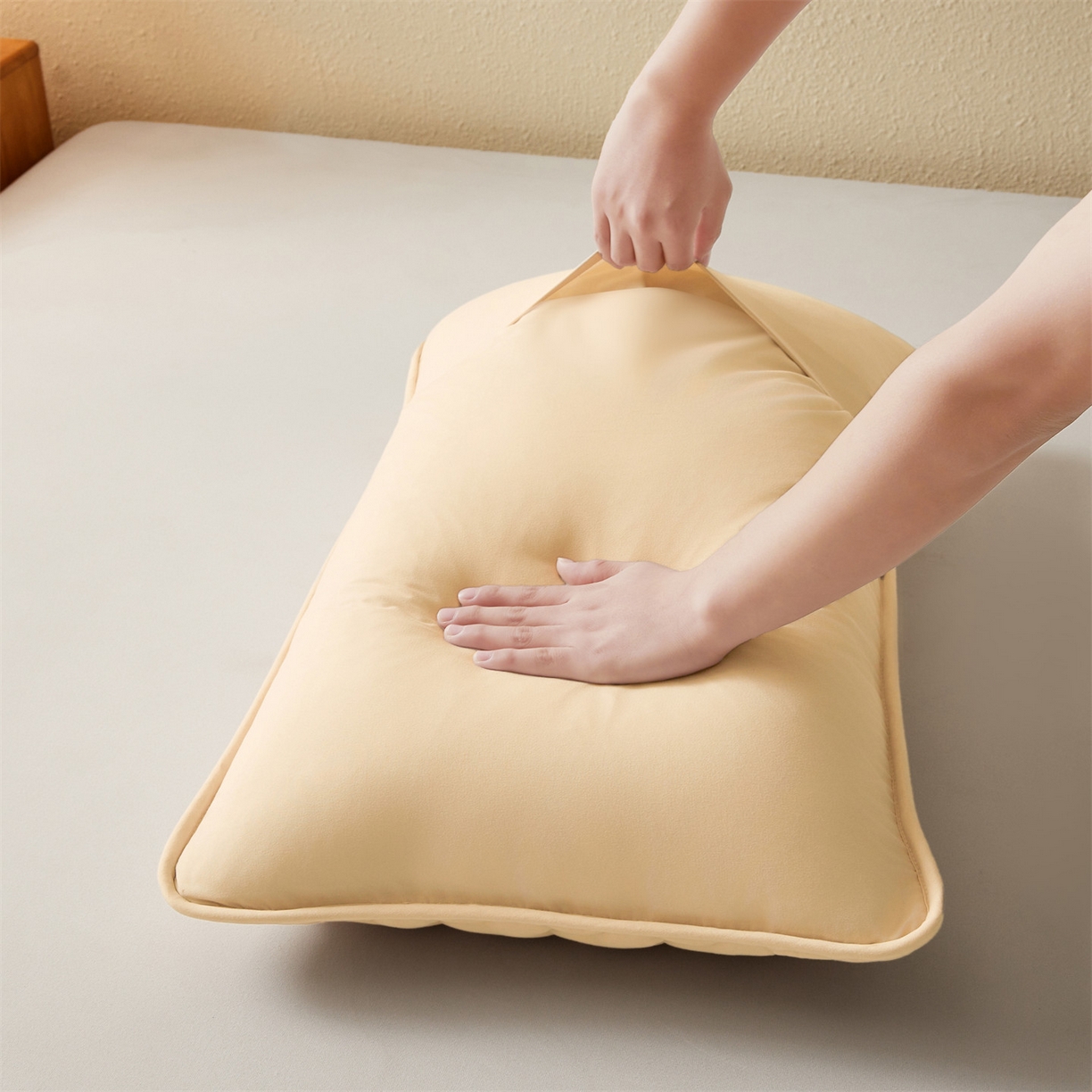 91家纺网 家纺一手货源 找家纺 居眠 2025新款简格-棉花防水枕套-简格 简格-卡