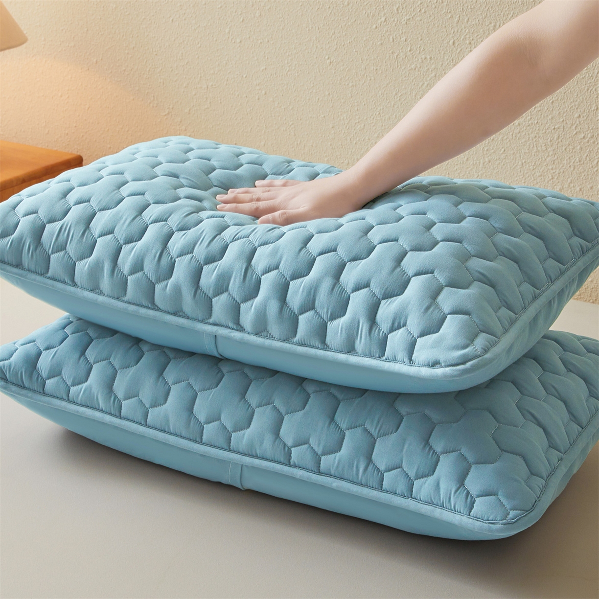 91家纺网 家纺一手货源 找家纺 居眠 2025新款简格-棉花防水枕套-简格 简格-蓝