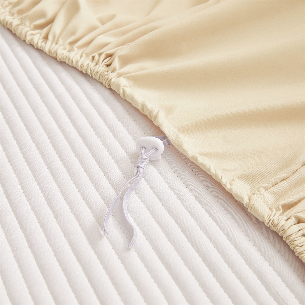 91家纺网 家纺一手货源 找家纺 居眠 2025新款云纹刺绣棉花防水床笠 床笠单件-云纹 云纹-卡